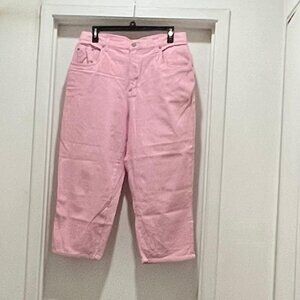 Light Pink/White Bill Blass Sz.12 Capris Jeans
